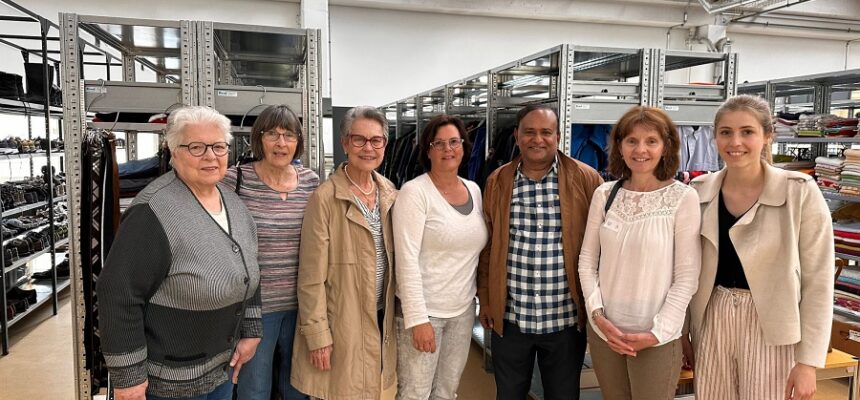 Besuch vom Direktor des Behindertenheimes Snehalaya