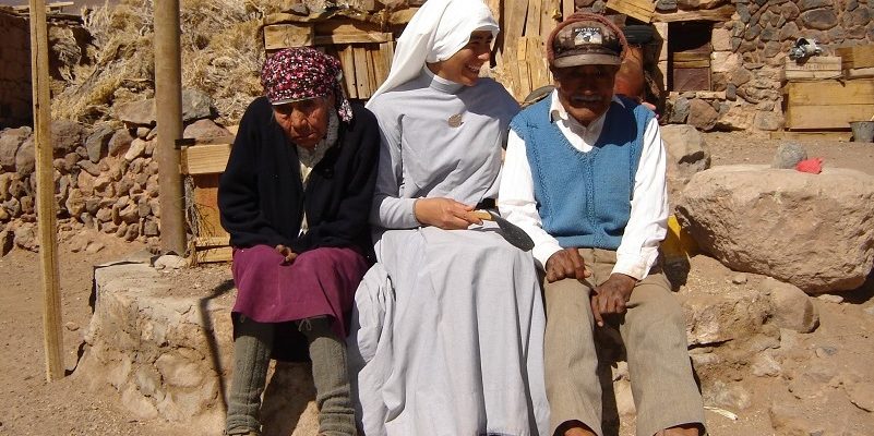 Schiffs-Container mit Hilfsgütern geht nach Peru