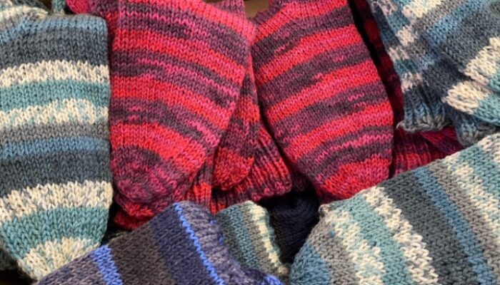 110 Paar warme Socken!