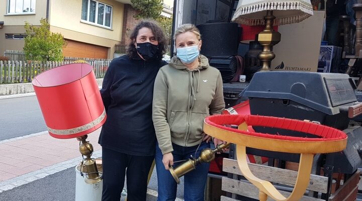 Möbel vom Hotel Falknis gehen nach Rumänien