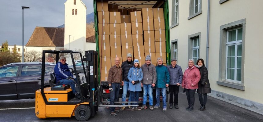 Transport zum Lazarus-Orden Esztergom in Ungarn
